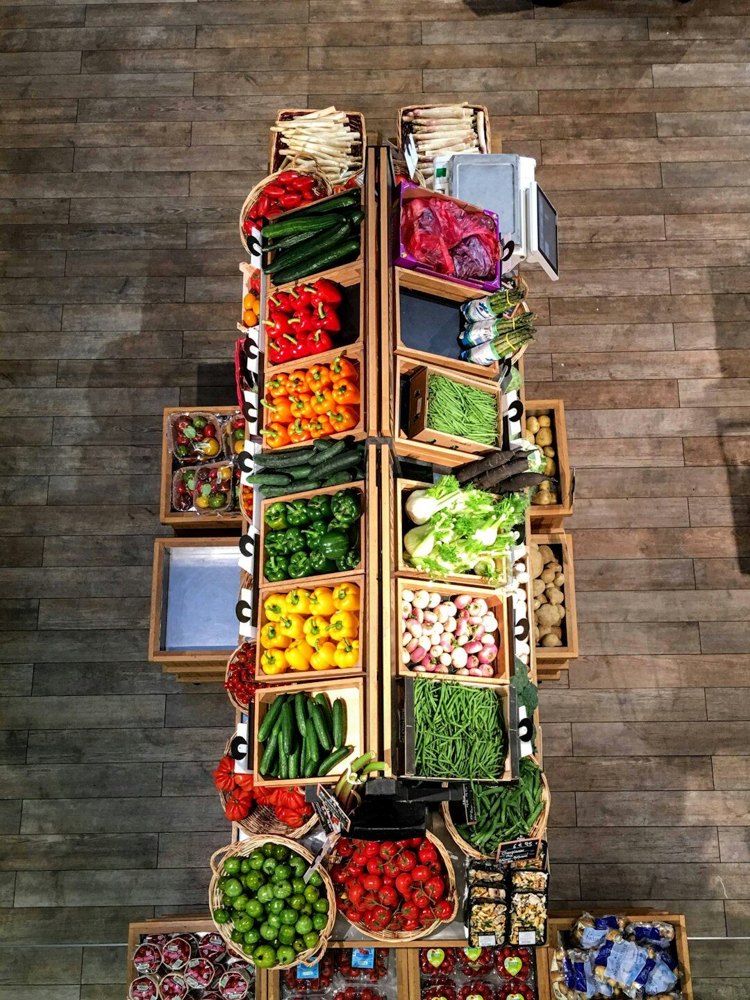 seasonal vegetables market