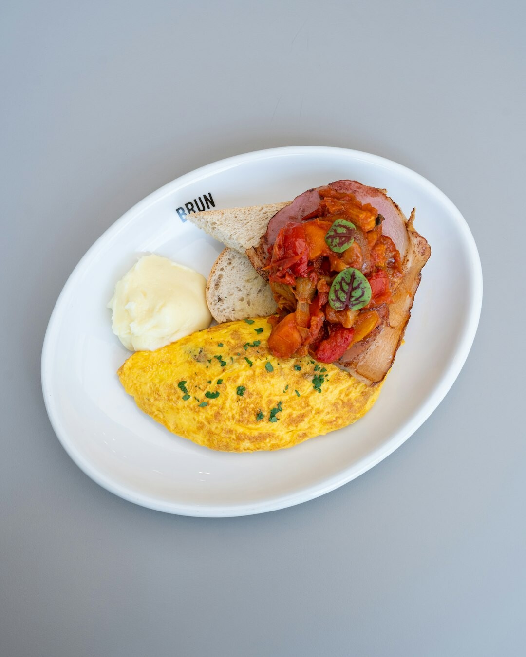 omelette with vegetables